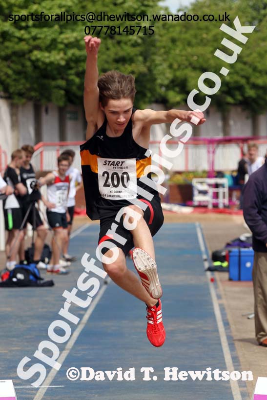 Boys under-15s, North East Track and Field Champs., Gateshead. Photo: David T. Hewitson/Sports for All Pics